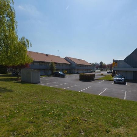 Kyriad Chantilly Sud - Luzarches Chaumontel Exteriör bild